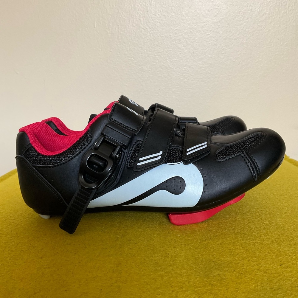 Peloton Black Cycling Shoes Women’s Size 7 (38)